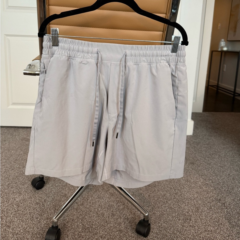 Men's Light Gray Shorts
